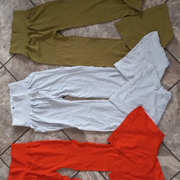 FINAL PRICE!! Free People Good Karma Flare Leggings Size Small - Picture 4 of 9